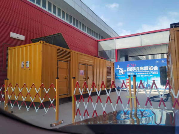 阿荣出租发电机-柴油发电机和汽油发电机哪个更好一些？