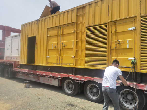 阿荣发电机出租100KW发电机需要什么规格的电缆线？