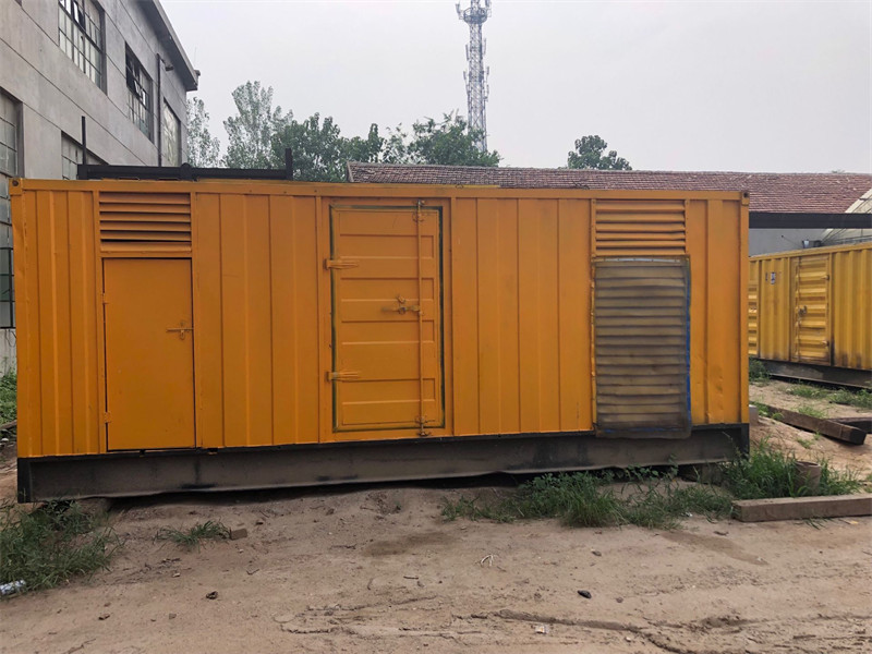 阿荣柴油发电机如何判断新机油是否已经完全充满机油滤清器？