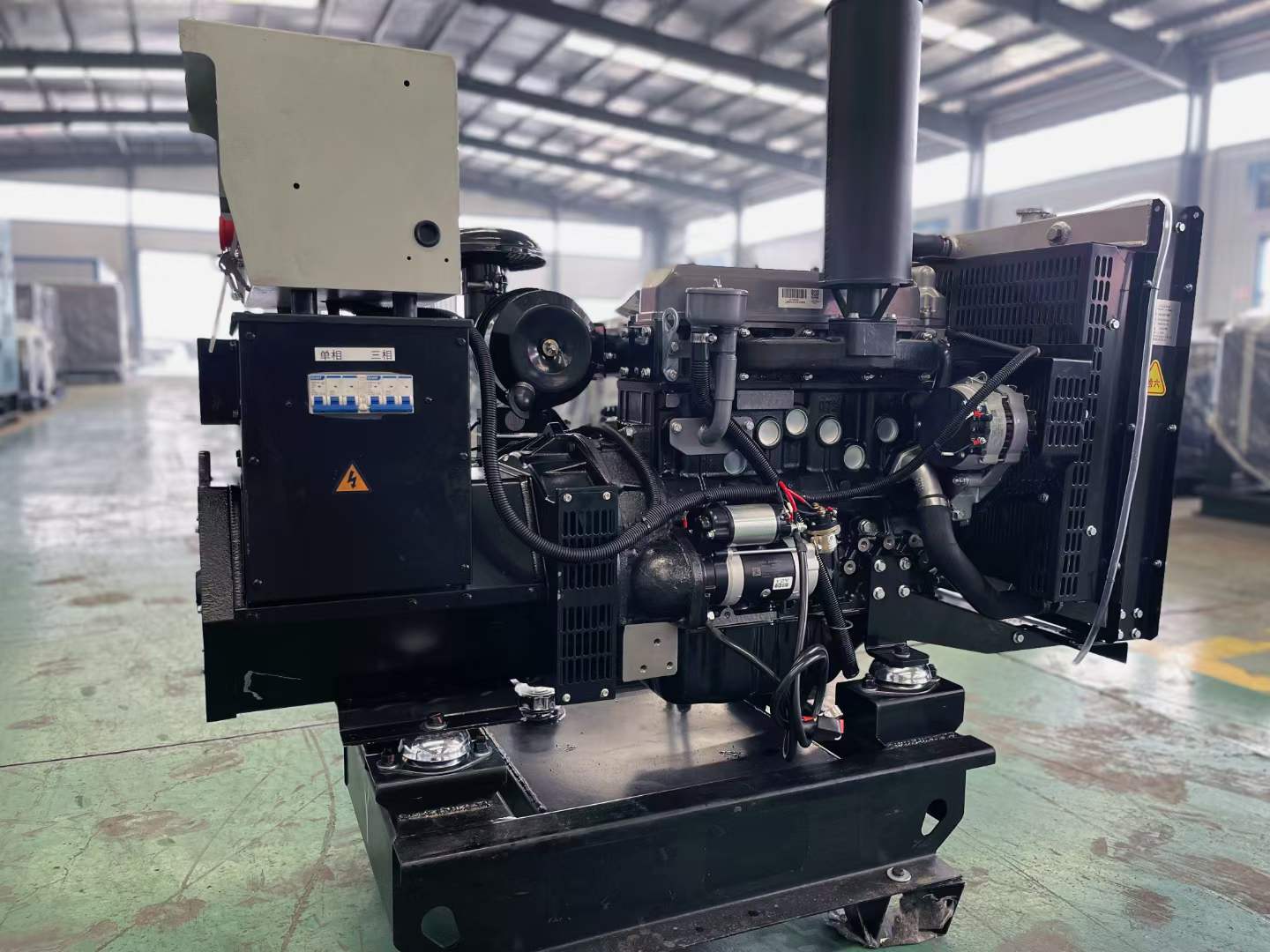 阿荣如何降低电感性负载对发电机的影响？