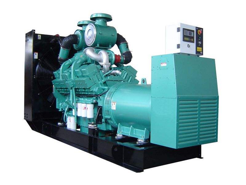 阿荣如何判断发电机滤清器是否需要更换？