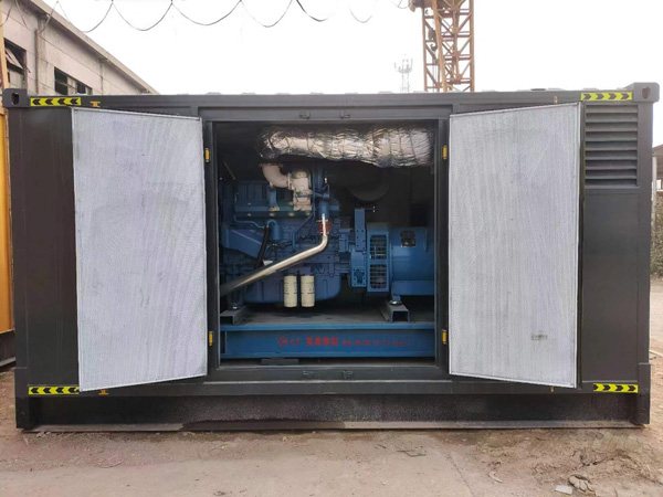 阿荣柴油发电机组的电瓶应该如何选择？